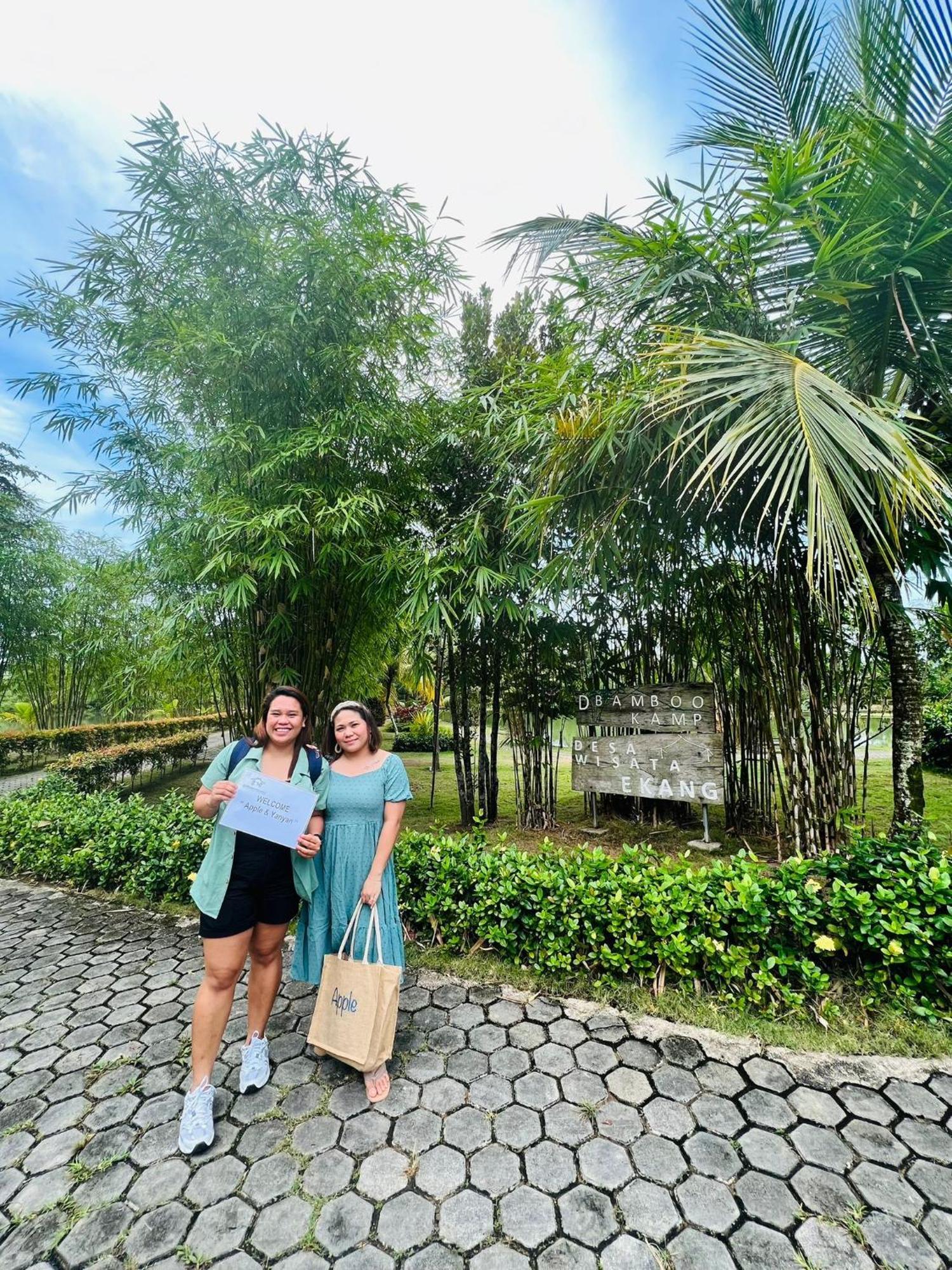 "D'Bamboo Kamp" Desa Wisata Ekang ラゴイ エクステリア 写真